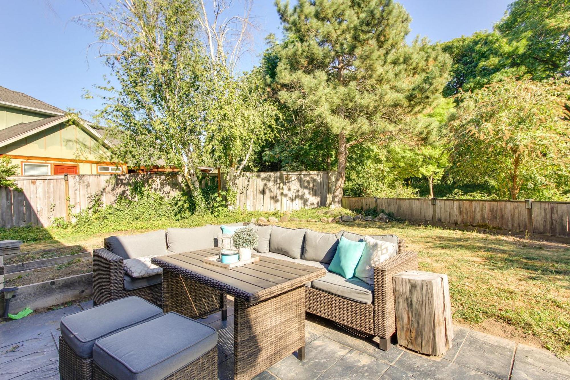 Pet-Friendly Home With Grill, 2 Mi To Autzen Stadium Springfield Exterior foto